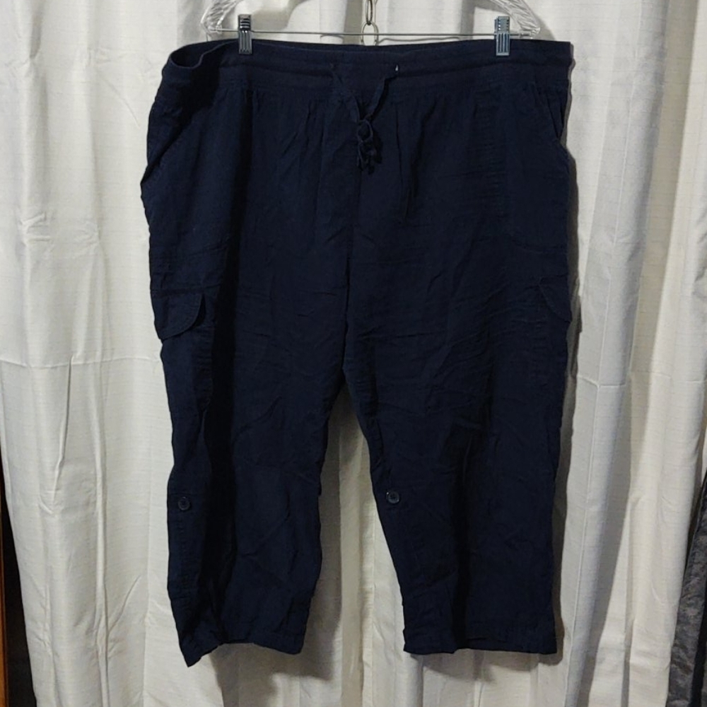 Convertible Capris to Bermuda shorts